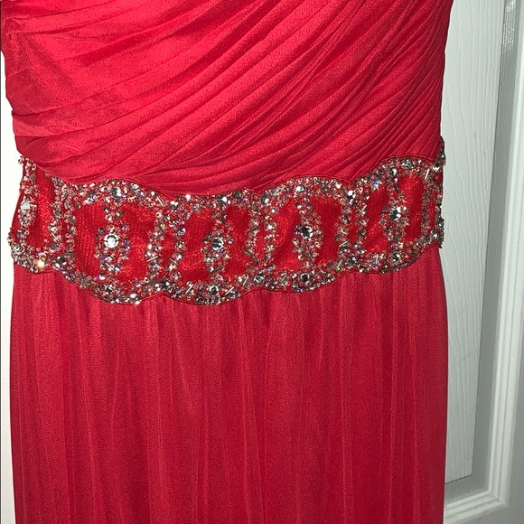PROM DRESS | Formal Gown, Red - Picture 2 of 7